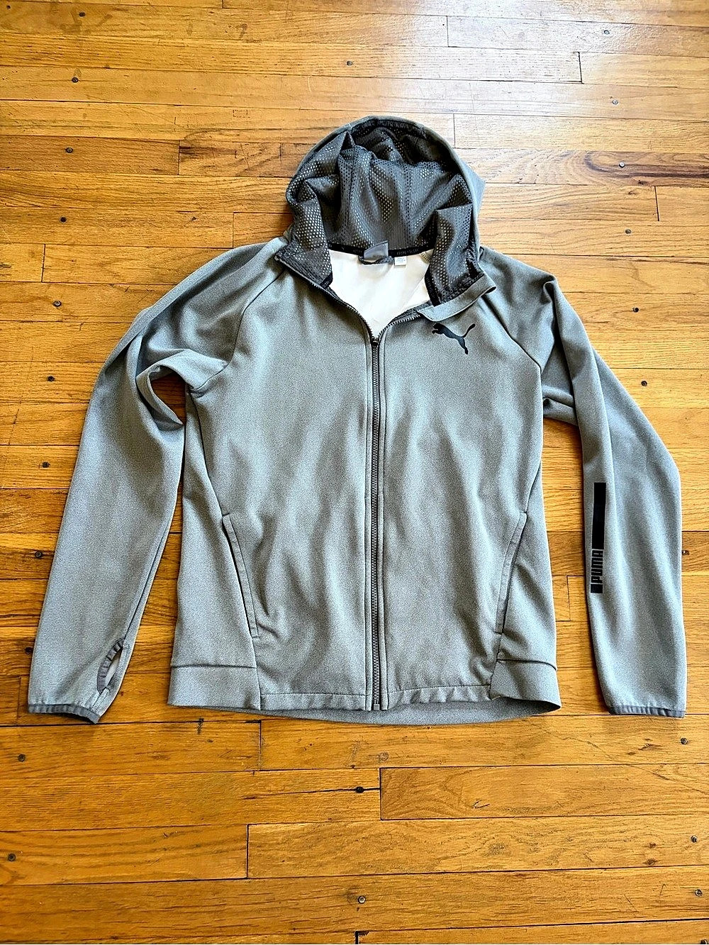 Puma Men's Gray Hooded Performance Zip Up Jacket Medium Like New